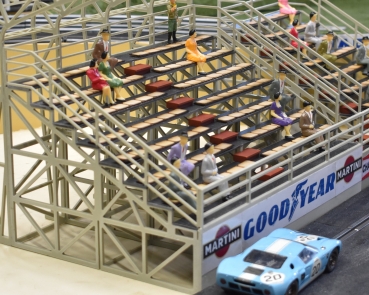 Grandstand large,M 1:32